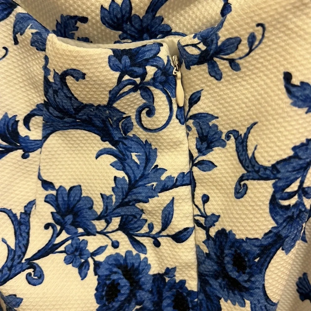 Forever 21 Floral Pencil Skirt - Picture 3 of 3